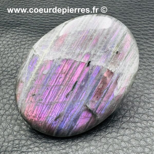 Galet en Labradorite Spectrolite