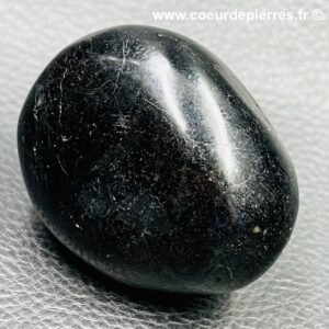 Galet de Tourmaline noire de Madagascar (réf gt6)