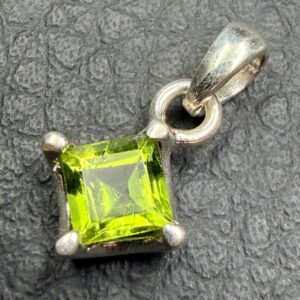 Pendentif en Péridot