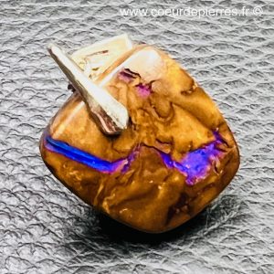 Pendentif en opale boulder d’Australie de 32,5 carats (réf po22)