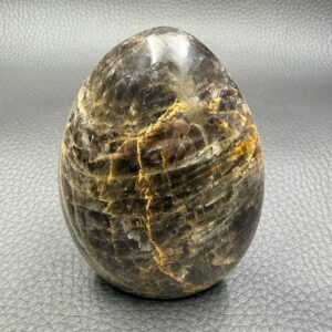 Pierre de lune noire