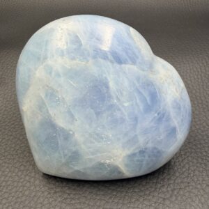Coeur en Calcite Bleue