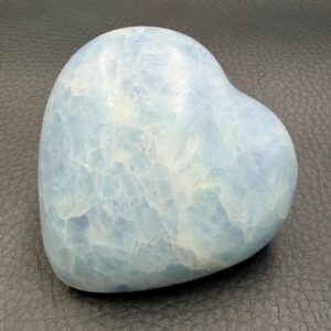 Coeur en Calcite Bleue