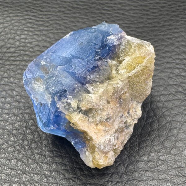 Fluorite Bleue de la Barre, France (réf bf35) – Image 4