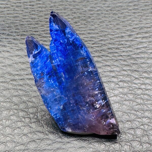 Tanzanite "Cristal" de Tanzanie (réf taz8) – Image 2