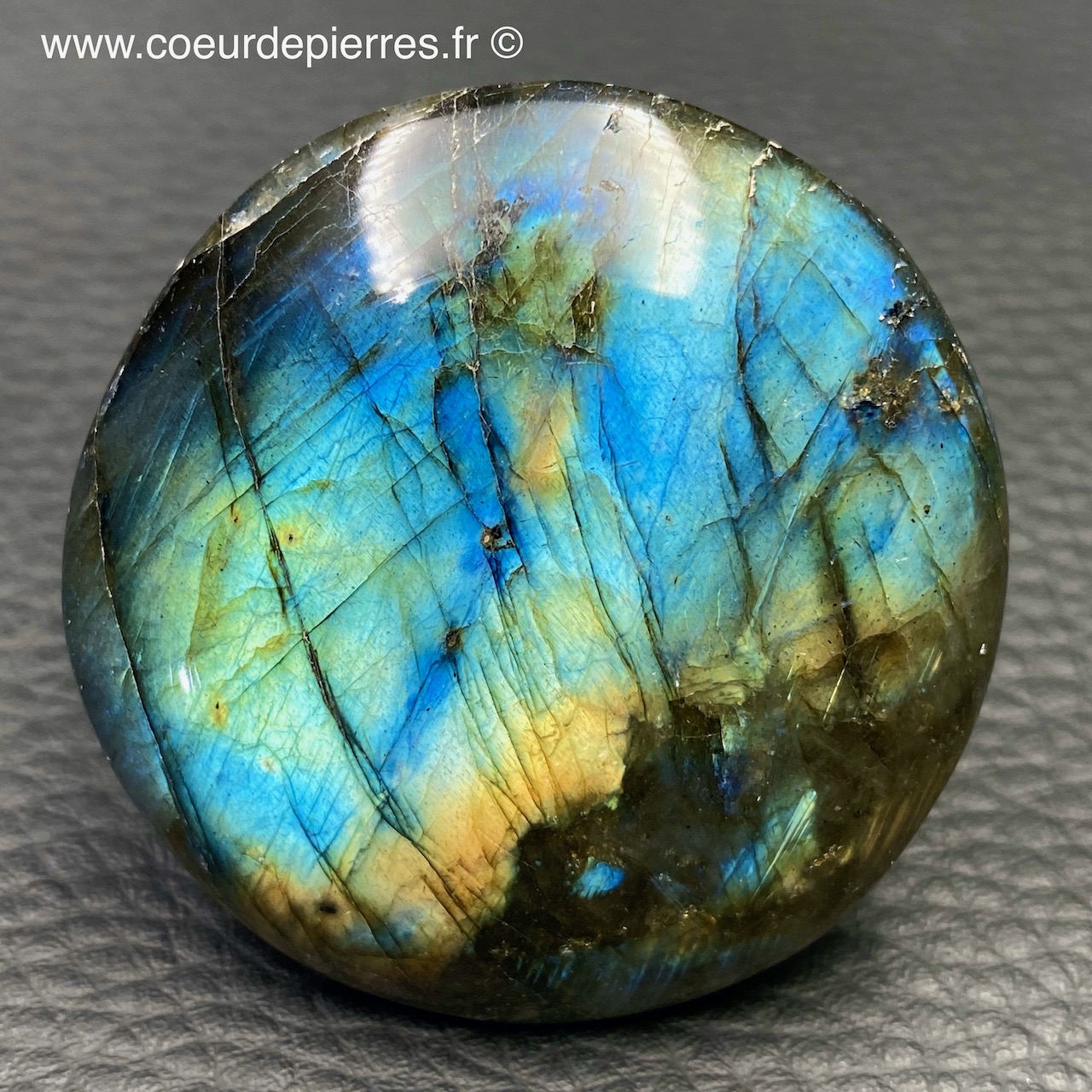 Galet de labradorite de Madagascar (réf gl1) Cœur de Pierres