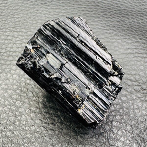 Tourmaline Noire Schorl de Madagascar (réf t34) – Image 3