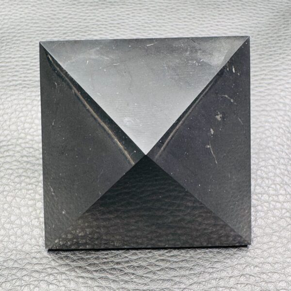 Pyramide Shungite de Russie (réf pys7) – Image 2