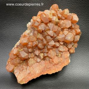 Druse de quartz hematoïde du Puy de Dôme, France (réf dqh11)