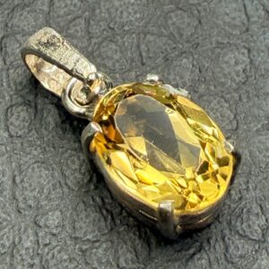 Pendentif en Héliodore