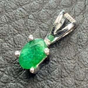 Pendentif en Emeraude