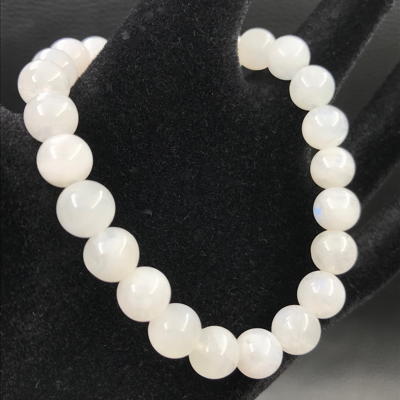Bracelet en péristerite perles de 7 mm “labradorite blanche” (réf bpla3)