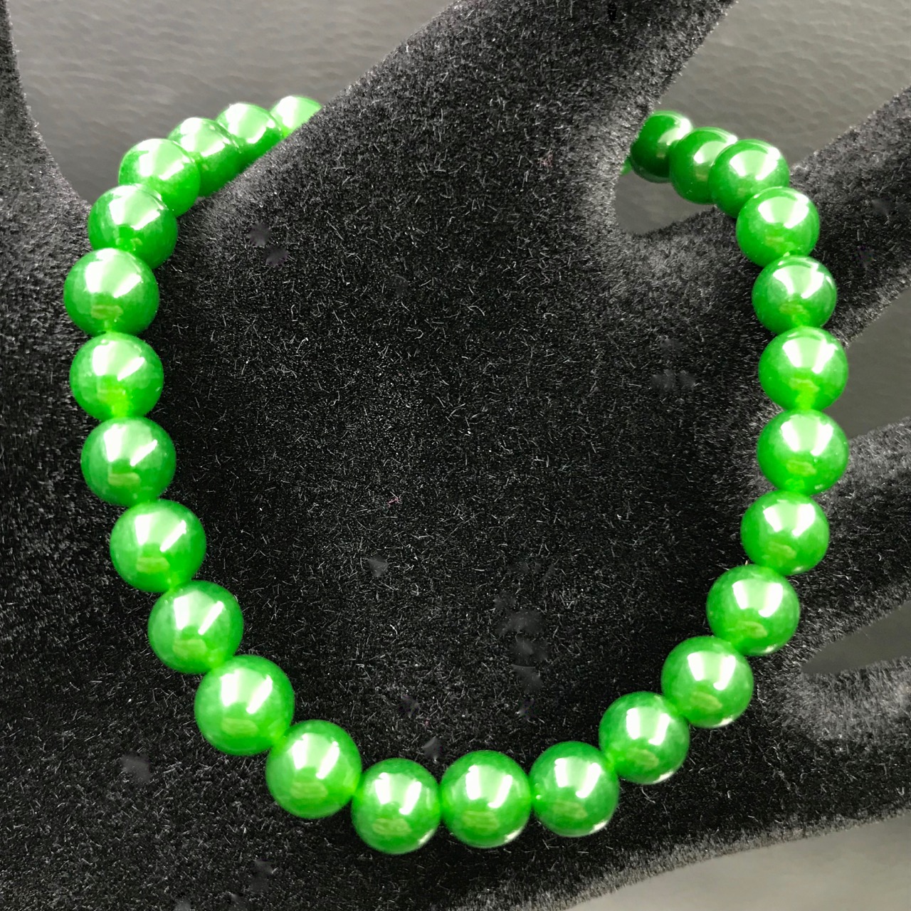 Bracelet en jade néphrite de Chine “perles 6mm”
