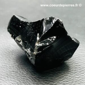 Obsidienne noire brute “larme d’apache” du Mexique (réf ob1)
