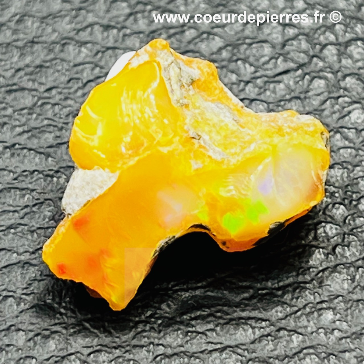 Opale Welo d’Ethiopie de 10 carats (réf obw4)