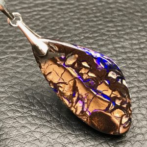Pendentif en opale boulder d’Australie de 42 carats (réf po36)