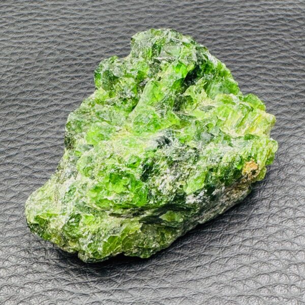 Chrome diopside de Russie "brut" (ref chd1) – Image 3