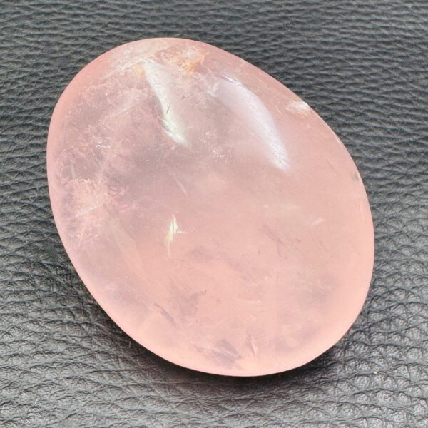 Galet en Quartz Rose