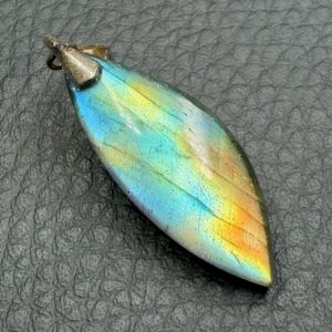 Pendentif Labradorite Bleu Doré