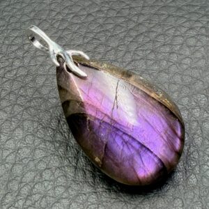 Pendentif Labradorite Violette Spectrolite