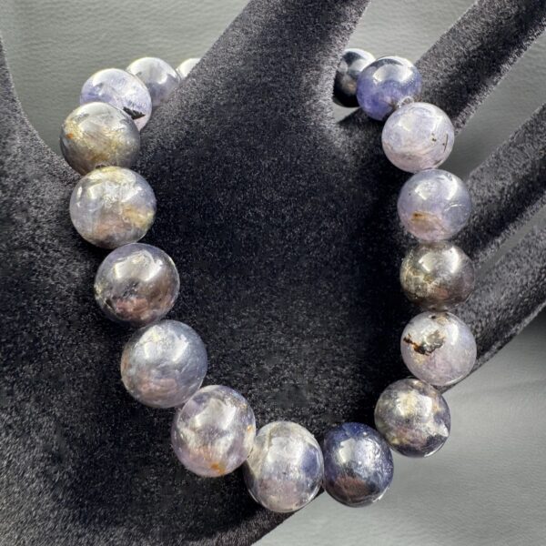 Bracelet en Iolite de Madagascar "perles 10 mm" – Image 2