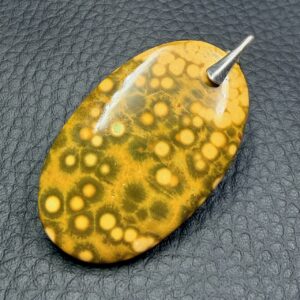 Pendentif jaspe orbiculaire