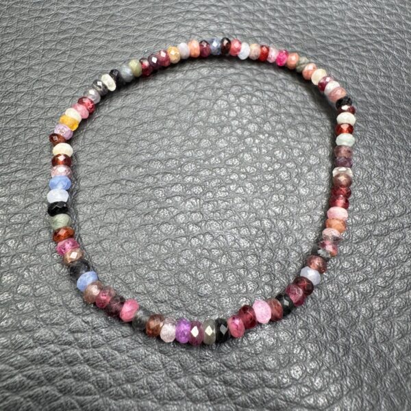 Bracelet en Spinelle Multicolore "perles 4mm facettées" – Image 3