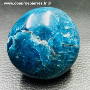 Galet apatite bleue de Madagascar (réf ap10)