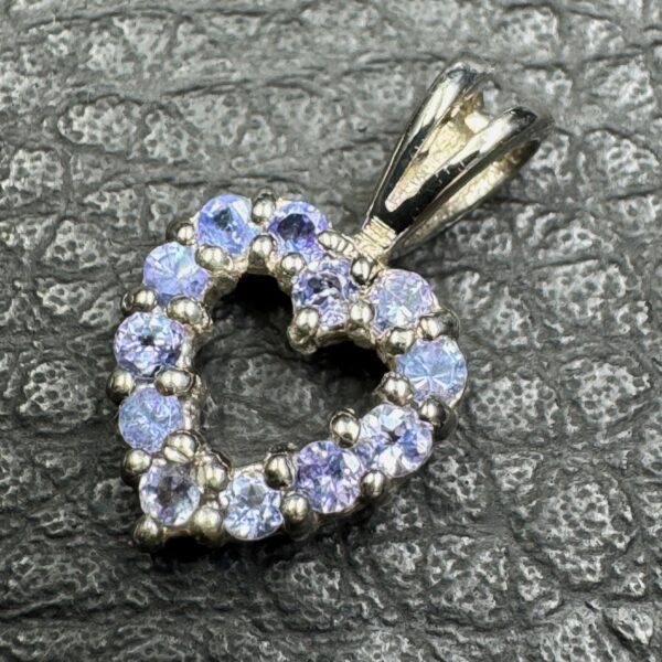 Pendentif en Tanzanite "Coeur" "ref ptz13" – Image 2
