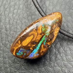 Pendentif en Opale Boulder