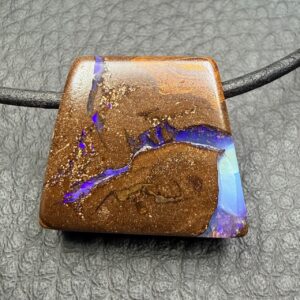 Pendentif en OpaleBoulder