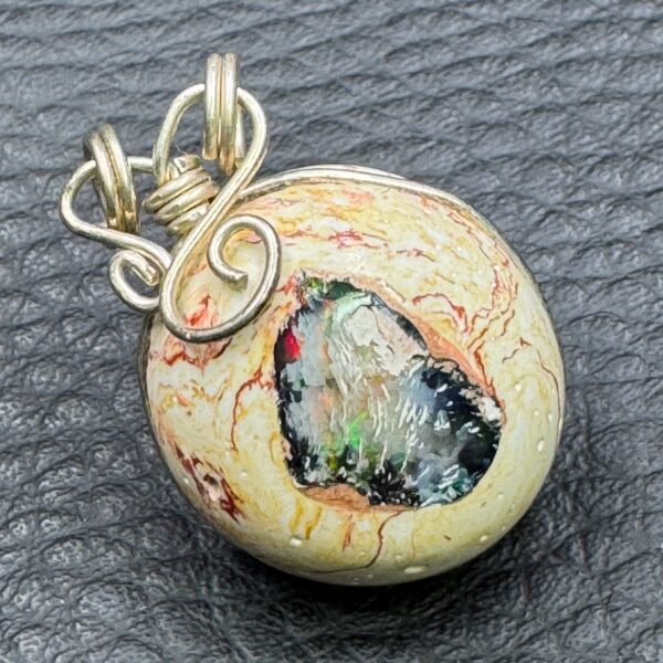 Pendentif en Opale de Feu