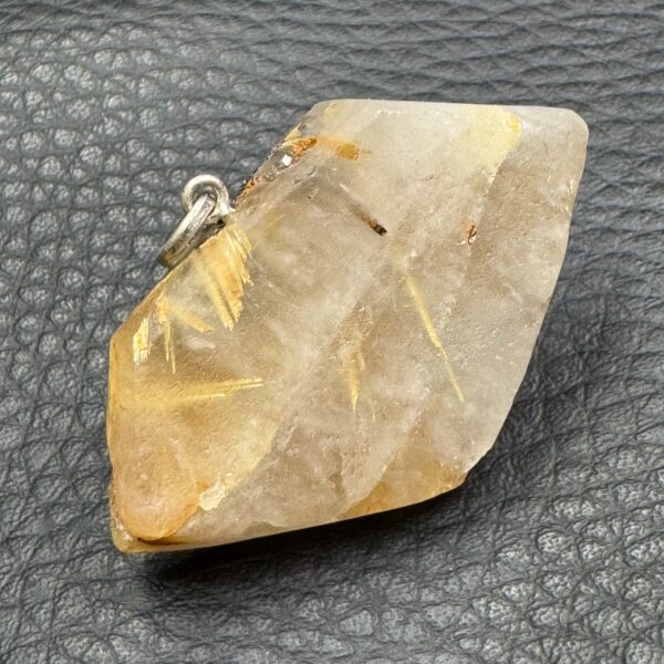 Pendentif Quartz Rutile de Madagascar (réf qr6) – Image 3