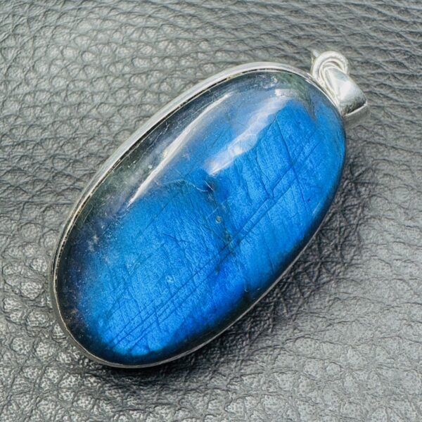 Pendentif Labradorite Bleu Abyssal (réf lba10) – Image 3
