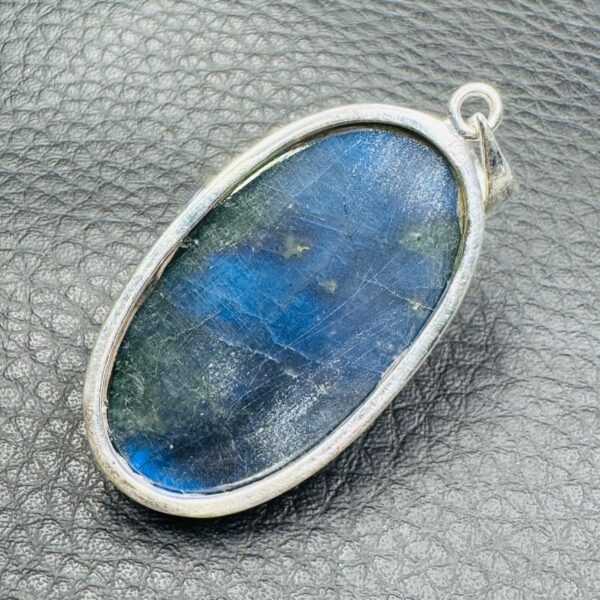 Pendentif Labradorite Bleu Abyssal (réf lba10) – Image 4