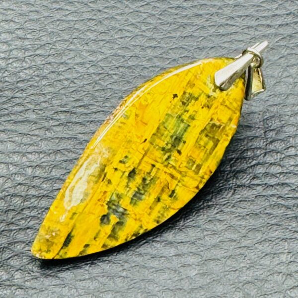 Pendentif en Piétersite