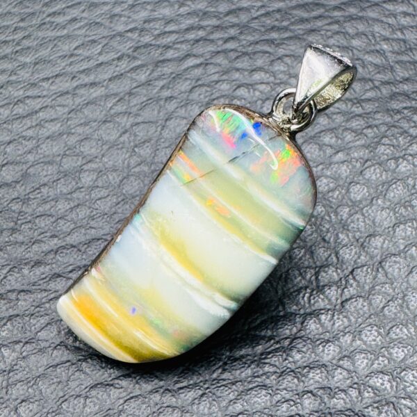 Pendentif en Opale Noire Matrix d’Honduras (réf poh2) – Image 3