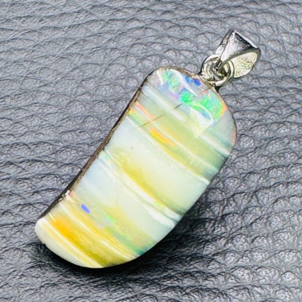 Pendentif en Opale Noire Matrix d’Honduras (réf poh2) – Image 4