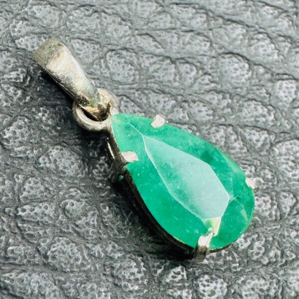 Pendentif en Émeraude "Qualité Gemme"du Brésil (réf pe6) – Image 2