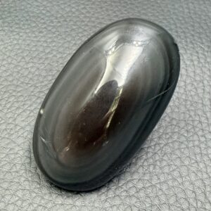 Galet en Obsidienne Noire