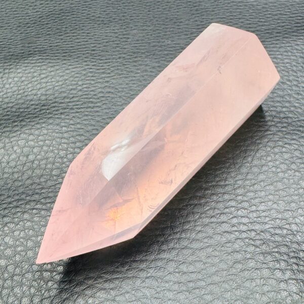 Prisme en Quartz Rose de Madagascar (réf pqr10) – Image 4