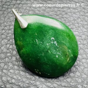 Pendentif en Jade