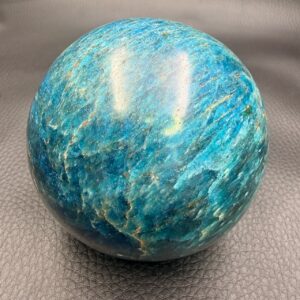 sphere en apatite bleue
