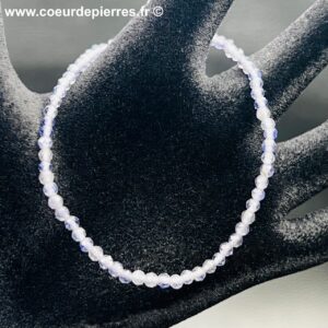 Bracelet en iolite de Madagascar “perles facettées 3mm”