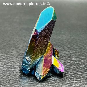 Druse de quartz titane « bombardé » (ref qt9)