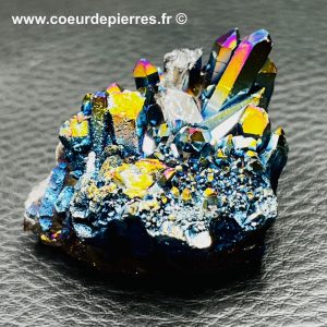 Druse de quartz titane « bombardé » (ref qt12)