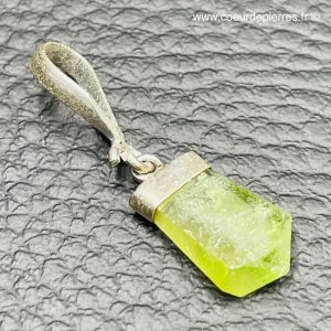 Pendentif prisme de péridot monture argent (réf pep13)