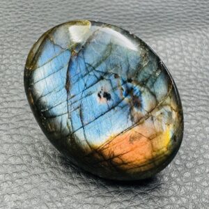 Galet Laradorite