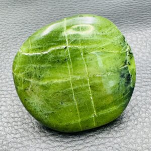 Galet en Jade