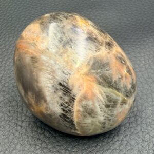 Pierre de Lune Noire